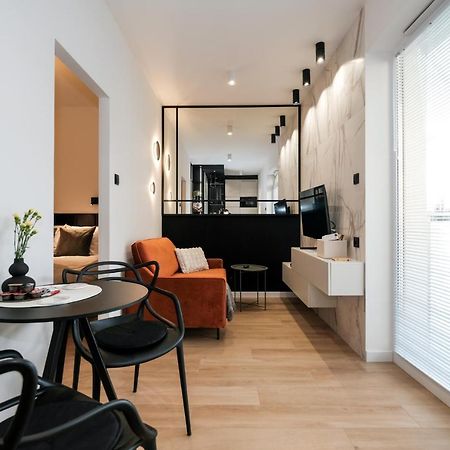 City Mood Apartamenty Lodz Fabryczna 450M Wszystko Nowe 外观 照片